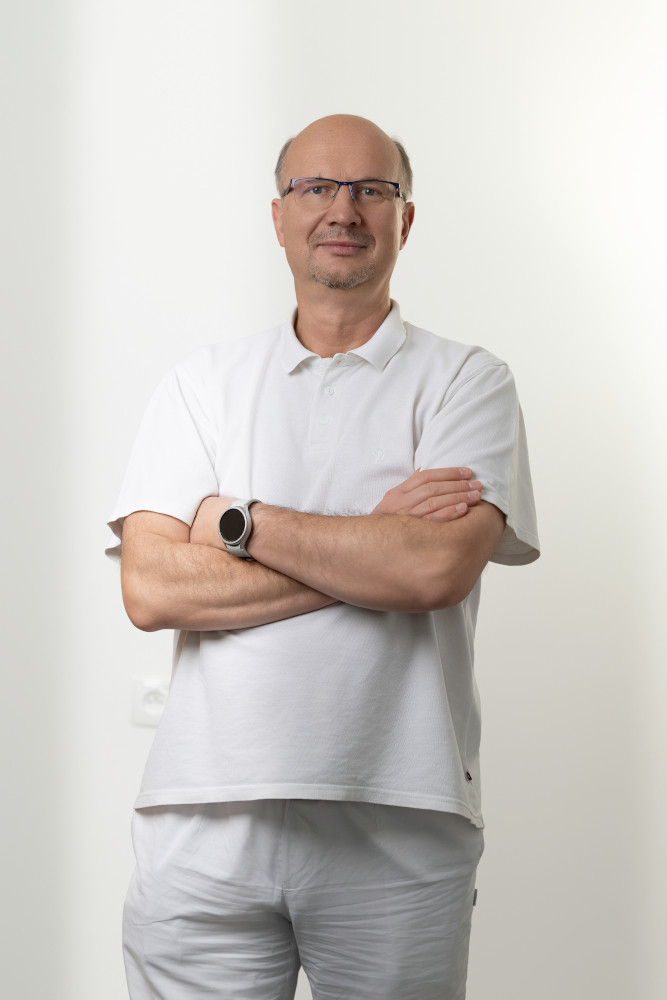 Zastępca Kierującego Kliniką Kliniki - dr n. med. Włodzimierz Bielewicz Zastępca Kierującego Kliniką Kliniki - dr n. med. Włodzimierz Bielewicz zdjęcie w formacie jpg