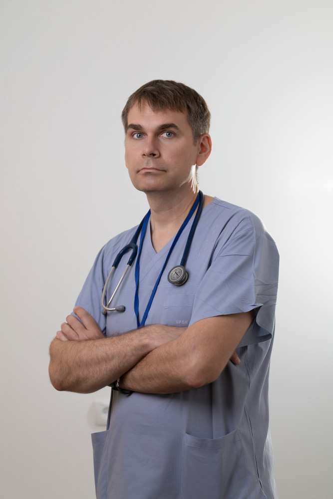 Lekarz - Piotr Lizakowski zdjęcie w formacie jpg